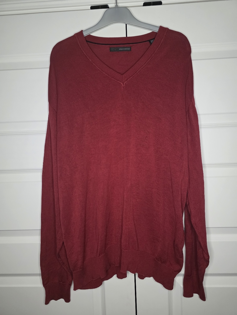 Greg Norman Mens Large Red Long Sleeve V-Neck Sweater